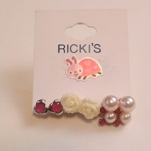 4/$20❤️ BNWT Ricki's Earrings